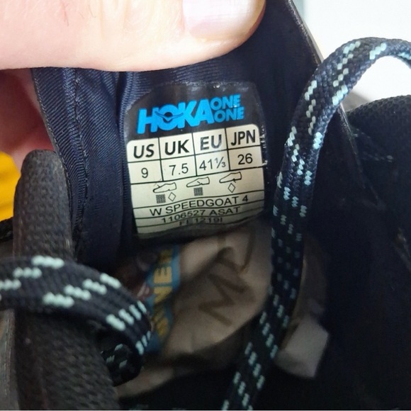 EUC Hoka One One Speedgoat 4 Women Sz 9 Trail Running Hiking Shoes - Picture 2 of 10
